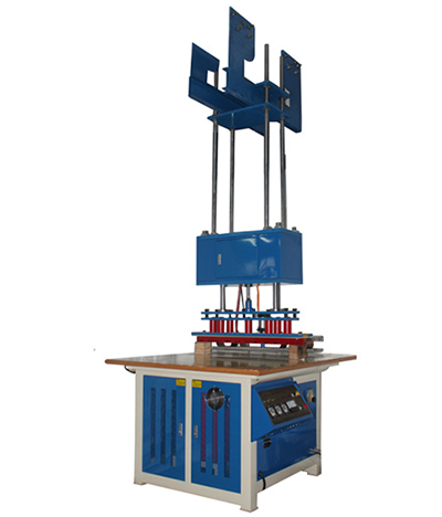 Overhead-Mounted HF Canvas Welder